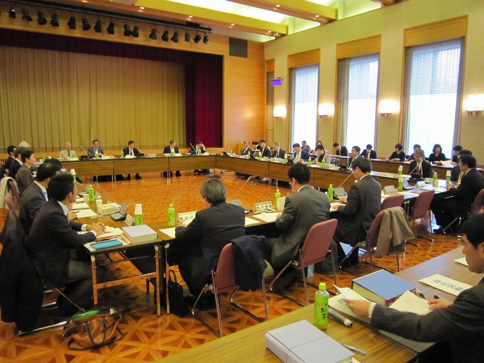 12月7日に開催された、「第8回 医療計画の見直し等に関する検討会」