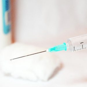 ノババックス社の新型コロナワクチンを特例承認、腎・肝機能障害者などは接種に当たり要注意―厚労省