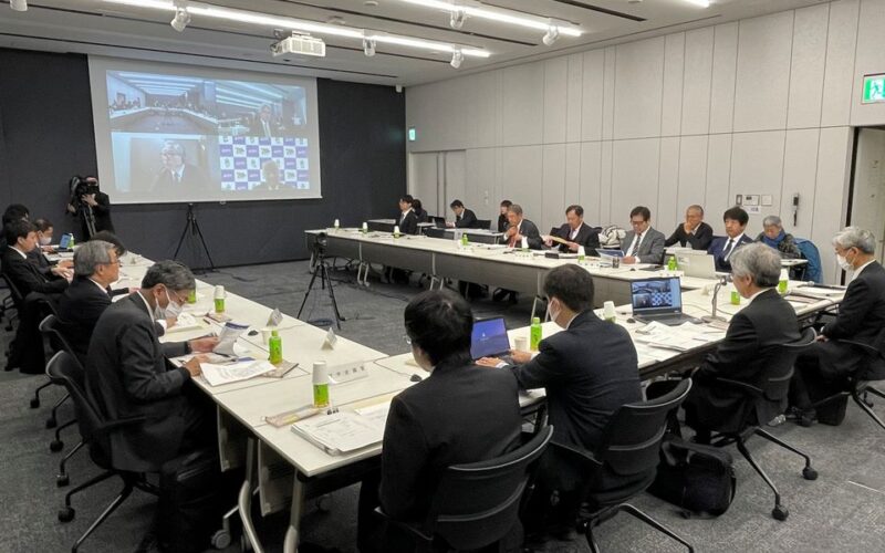 登録制となる有料老人ホーム入居者への「ケアマネジメント+生活相談」を新サービスとし、利用者負担求めては—社保審・介護保険部会